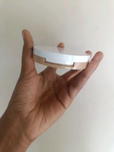 Nykaa 12 Hr Oil Control Compact Olive