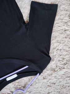 V Neck Fitted Top