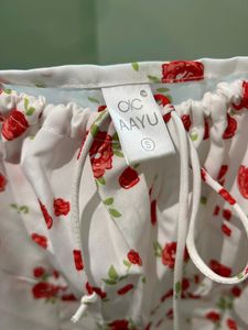 White_red Colour Flower Rose Printed Dress