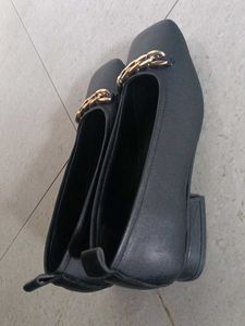 Black Chain Detail Ballerinas