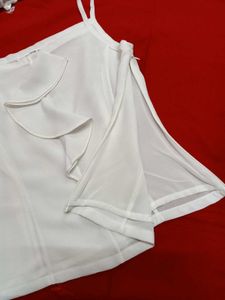 White Sleeveless Formal Top🤍