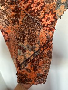 Patterned Crop Fitted Top