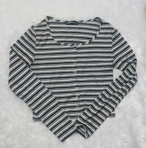 Stripped full sleeve top