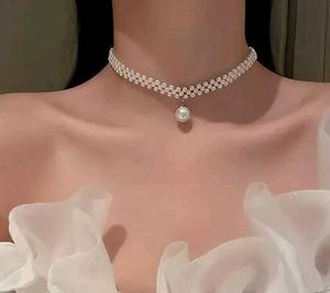 Pearl Choker