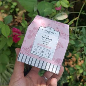 Dot & Key Damask Rose Gel Mask