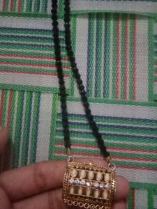 Elegant Gold-Tone Necklace &amp; Earring Set Only One