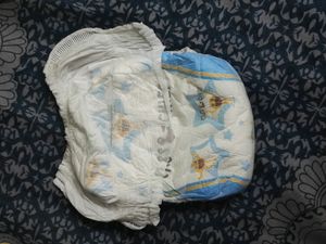 diapers  L size ..... 66 pieces