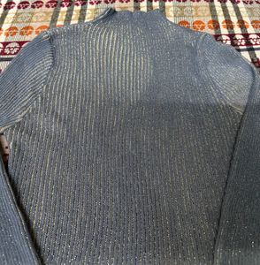 Stylish Blue Knit Top