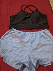 padded  top n satin short  in imported fabric