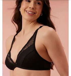 Black Lace Bralette bra