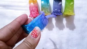 Set Of 15 Hair Comb/Clip