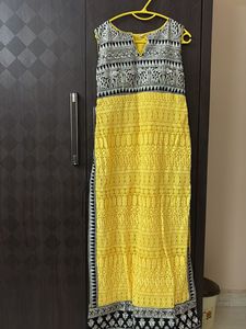 Elegant Embroidered Kurta