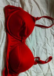 Red Soft Padded Bra 🍒 (New Without Tag)
