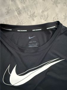 Nike Dry fit Sports Tshirt