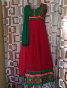 New Green & Red Anarkali Kurta Set Pack Of 1