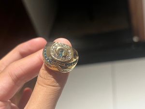 Gold Plated Beautiful Unique Stunning Ring Medium