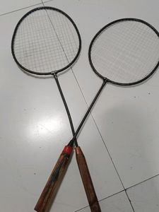 BADMINTON