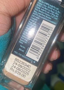 Maybelline New York Fit Me Foundation Shade 220