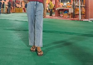 Straight JEANS
