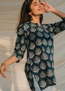Casual Regular Sleeves Printed Short Kurti
