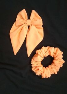 Set Of Bow And Scrunchies