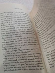 Country by Danielle Steel Original Book