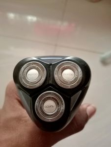 Beard trimmer...
