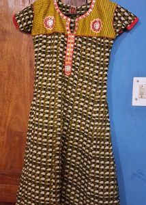 Gujrati Patterned Kurti