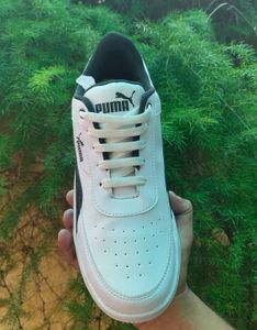 Puma Sneakers