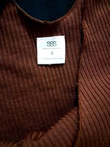 Brown Ribbed V-Neck Crop Top