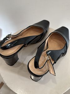 Black heels For Women
