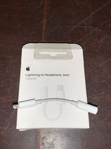Apple Lightning to Headphone Jack Adapter