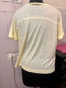 women’s tee