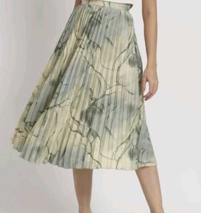 Pleated Midi Skirt
