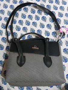 Trendy Gray Handbag