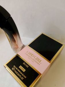Carolina Herrera Perfume