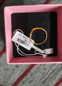 Stylish V-Shaped Ring Totally New