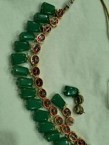 Beautiful Beeds and Kundan Set