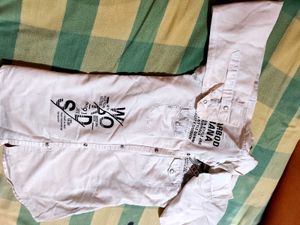 Graphic Print Button-Down Shirt