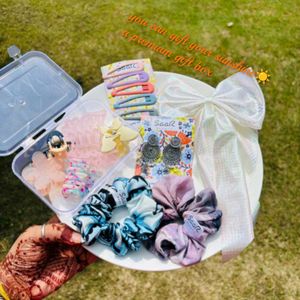 Accessorize Gift Box
