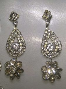 Rhinestone Teardrop Necklace &amp; Earring Set