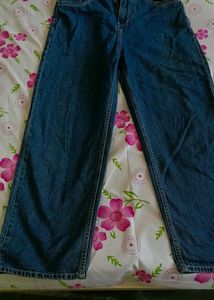 Straight fit Blue Jeans😍