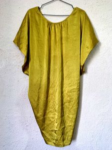 Lime Green Silk Kaftan in Solid condition