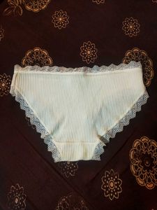 URBANIC Lace Trim Panty