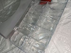 Nail Tips Transparent
