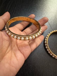 Pearl Bangle Set