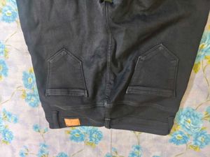 Black Skinny Jeans