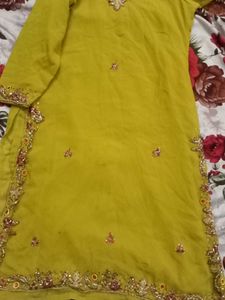 Beutiful Dress Set .Sale!!