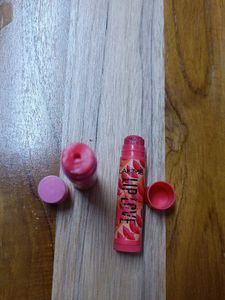 Lip Balm Bundle: Baby Lips &amp; Lakme