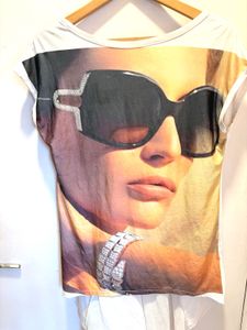 Beautiful High Low Graphic Top